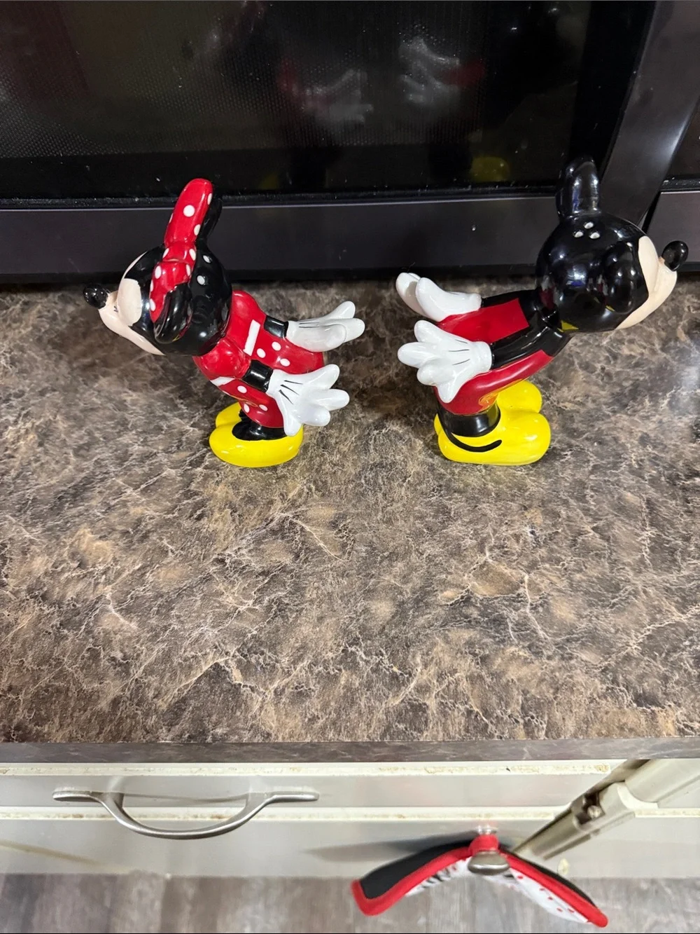 Disney Minnie and Mickey Salt & Pepper Figurine Pair in Red, Black, Yellow